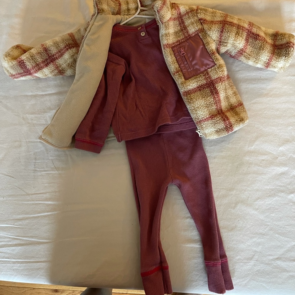 Toddler clothes. Zara. Sizes 18-24 and 2-3 yrs